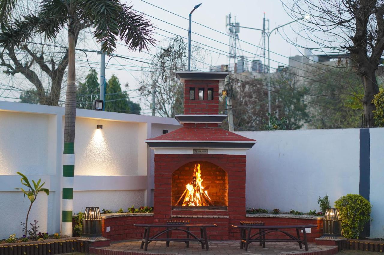 Housewood Villas Amritsar Exteriör bild
